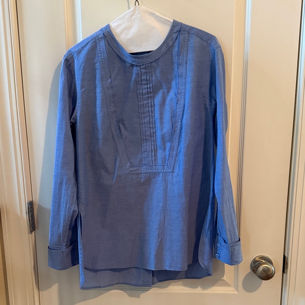 BCBGMaxAzria Light Blue/Chambray Button-Down (in back) Pintuck Front Shirt